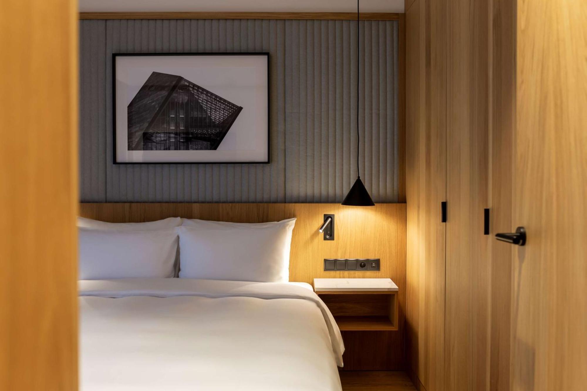 Hotel Radisson & Suites, Gdansk, Wyspa Spichrzow 4*