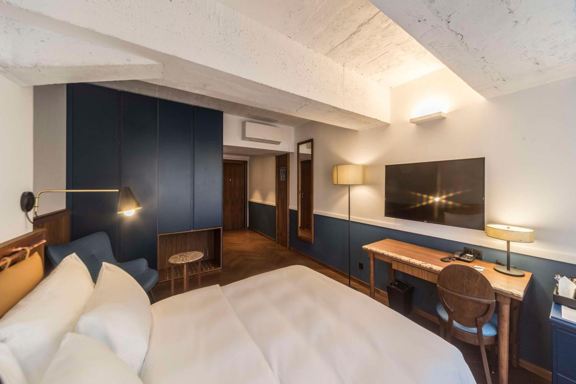 Radisson & Suites, Gdansk, Wyspa Spichrzow 4*