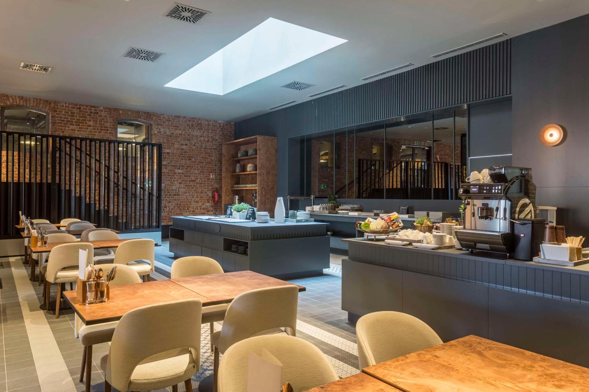 Hotel Radisson & Suites, Gdansk, Wyspa Spichrzow Gdańsk